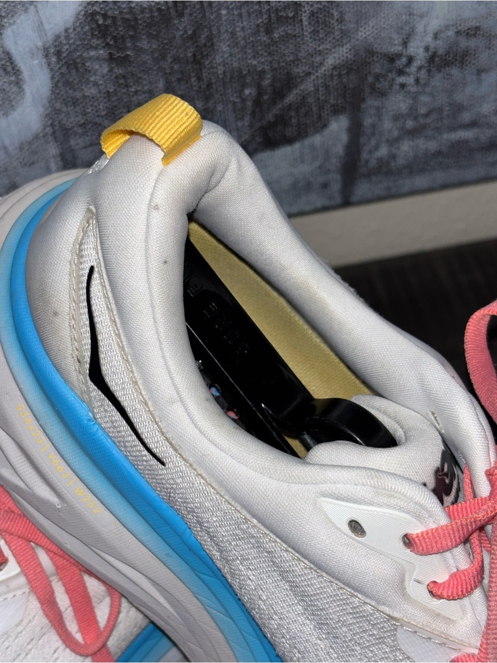 Hoka Bondi 8 running shoes WONENS SZ 10.5 - Picture 4 of 16